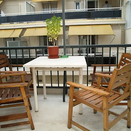 Acropolis House 2*